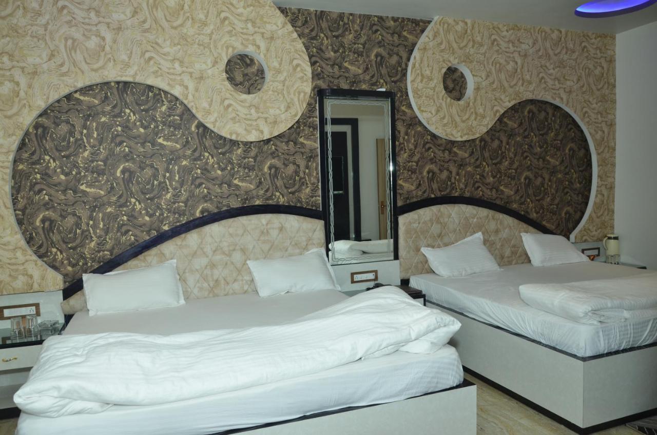 Hotel Paradise Inn Auraiya Zewnętrze zdjęcie